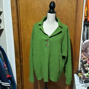 Green Sweater pullover